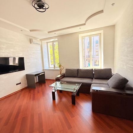 Светлая Квартира Leilighet Odessa Eksteriør bilde